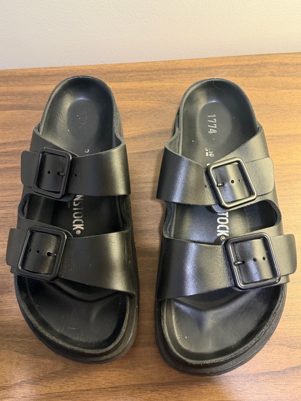 Birkenstock 1774 Arizona Black Leather Slide Sandals